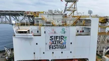 Yavuz Sondaj Gemisi'nde Sıfır Atık Festivali Pankartı