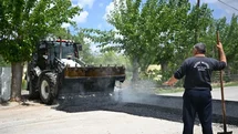 Yeşilyurt Belediyesi, Topsöğüt Mahallesi’nin yollarını yeniliyor