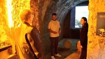Kars'ta Vali Polat Misafirlere Rehberlik Etti