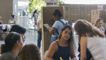 Kolombiya'da Seçimler İkinci Tura Kaldı