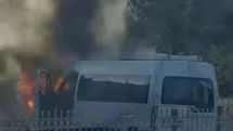 Diyarbakır'da Minibüs Yangını