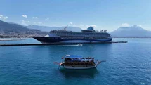 Alanya’ya Lüks Kruvaziyer Geldi