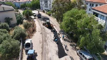 Ayvalık’ta doğalgaz sonrası yol onarımları sürüyor