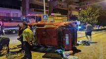 Kuşadası'nda Takla Atan Araçta Yaralı Sürücü