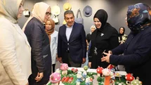Esenler’de Yıl Sonu Sergisi Açıldı
