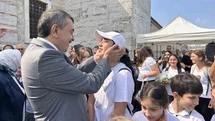 Milli Eğitim Bakanı Tekin İstanbul'da Öğrencilerle Buluştu