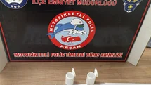 Ehliyetsiz plakasız motosiklet kullanırken üzerinde uyuşturucu çıktı