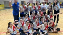 Onikişubat Belediyespor Midi Kız Voleybol Takımı Türkiye Şampiyonası yolunda
