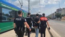 Antalya'da Kaçmaya Çalıştı
