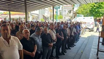 Rize'de Yaşlı Çiftin Cenazesi