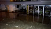 Konya'da Sel Suları İş Yerlerine Zarar Verdi