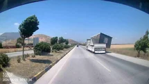 Fırtına Konteneri Uçurdu Anlar Kamerada