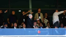 Fenerbahçe olağanüstü seçimli genel kurulunda arbede çıktı
