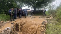 Niğde'de Sağanak Yağış Sel Oluşturdu