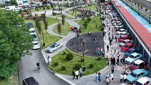Kastamonu’da geçmişe yolculuk: Klasik otomobillere vatandaşlardan yoğun ilgi
