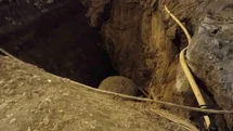 Ataşehir'de Taksi Çukurda Kaldı