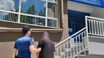 Afyonkarahisar’da aranan şahıs polisten kaçamadı