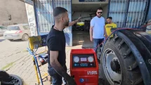 Erciş’te Sıcak Hava Etkili Oluyor