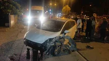 İki Araçla Çarpışan Otomobildeki Sürücü Yaralanmadı