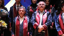 Yarım asrı devirdiler, cüppe giyip mezun oldular
