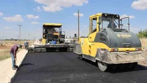 Şanlıurfa’da 14 kilometrelik grup yolunda asfalt seferberliği
