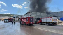 Gaziantep'te Tekstil Fabrikası Yangını Kontrol Altına Alındı
