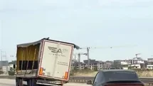Bursa'da Yana Yatan Dorse Korkuttu