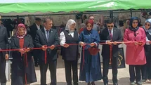 Özalp Halk Eğitim Merkezi Müdürlüğünün yılsonu sergisi yoğun ilgi gördü