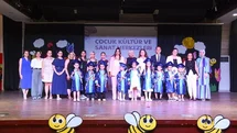 Minikler gösterileriyle ailelerini gururlandırdı