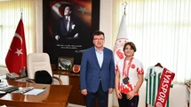 Ayşe Büyükkaçar, Bilek Güreşinde Başarı Elde Etti