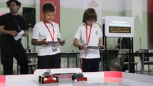 Bolu'da Öğrenciler Robot Yarışması Düzenledi