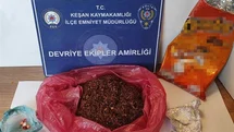 Cips paketine gizlenmiş uyuşturucuyla yakalandı