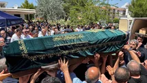 Irmak öğretmene acı veda