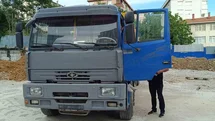 Kadıköy'de Kaçak Toprak Döken Kamyona Ceza