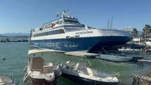 Fethiye'de Feribot Karaya Oturdu
