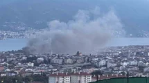 Gecekonduda çıkan yangın mahalleliyi sokağa döktü: Kundaklama şüphesi araştırılıyor