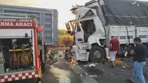 Antalya'da Kamyon Kazası