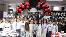 Tatvan'da Öğrencilerden Sanat Sergisi