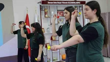 Elazığ’da genç kızların dart sporuna ilgisi artıyor