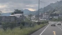 Trabzon'da Ters Yöne Giden Kamyon Korkuttu