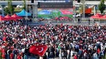 Kocaeli'de Milli Maç Coşkusu