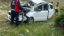Sivas'ta Takla Atan Otomobilde Yaralılar Var
