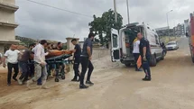 Asansör boşluğuna düşen müteahhit yaralandı