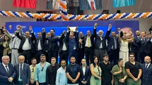 Manisa'da AK Parti'ye Toplu Katılım