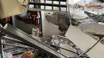 Güngören'de Çöken Bina İki Bina Zarar Verdi