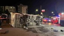 İzmir'de Trafik Kazası Yaşandı