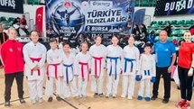 Eskişehirli Sporcular Karate Şampiyonasında Başarı Gösterdi
