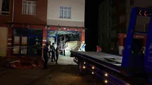 Kontrolden çıkan kamyon markete girdi: 1 ağır yaralı
