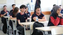 Vali Aydoğdu, Ulalar Anadolu Lisesi’nde öğrenci ve öğretmenlerle buluştu