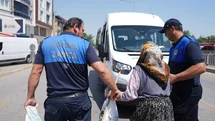 Denizli Büyükşehir zabıtası dilencilere geçit vermiyor